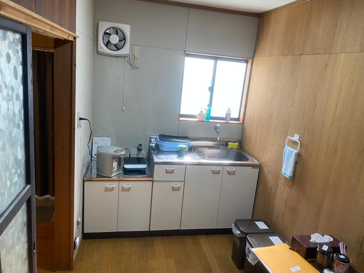 Takeyashiki たけやしき Guest House Shiroishi  Bagian luar foto